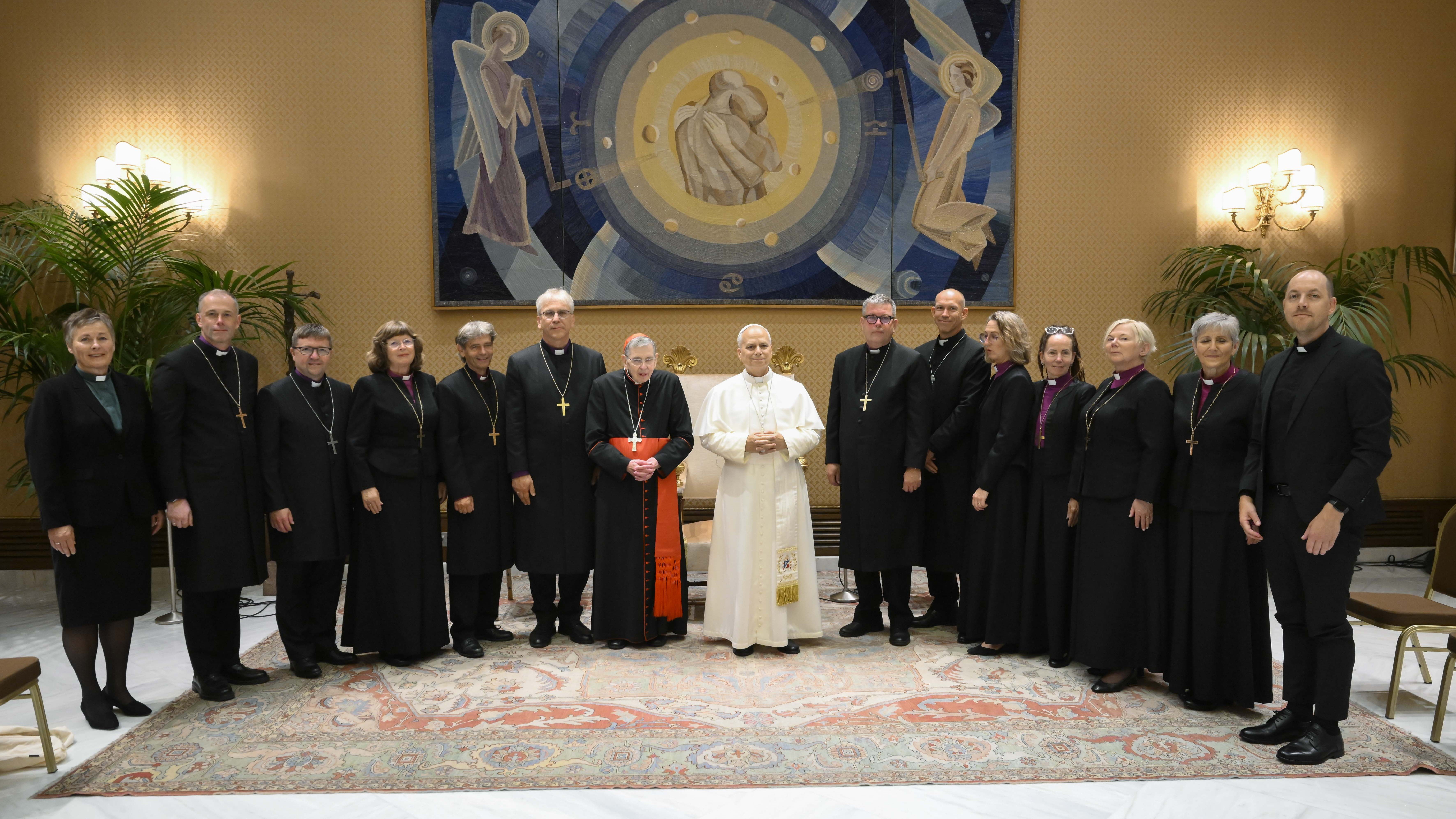 Biskopane i Den norske kyrkja i audiens hos pave Leo. Foto © Vatican Media