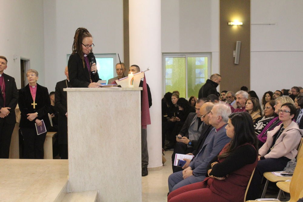 Første post på programmet var takking av avtroppende biskop Ibrahim Azar