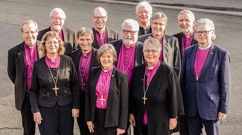 Bispemøtet: Kirkemøtet 2016 må åpne for ny vigselsliturgi