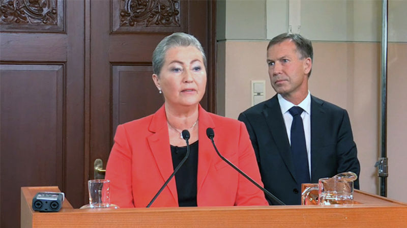 Nobelkomiteens leder Kaci Kullmann Five annonserte 9. oktober vinnerne av Nobels fredspris 2015. (Skjermkopi fra vgtv)