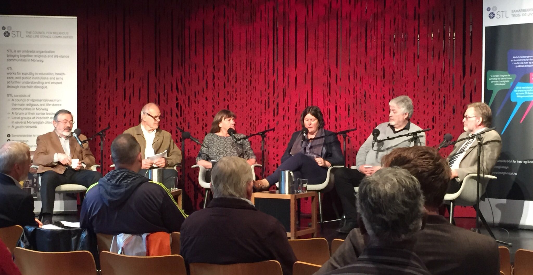Samarbeidsrådet for tros- og livssynssamfunn markerer 20 års jubileum fra 30.-31. mai. Her fra arrangementet "Politikk og mangfold" på Litteraturhuset 30. mai i Oslo. Foto: Einar Tjelle