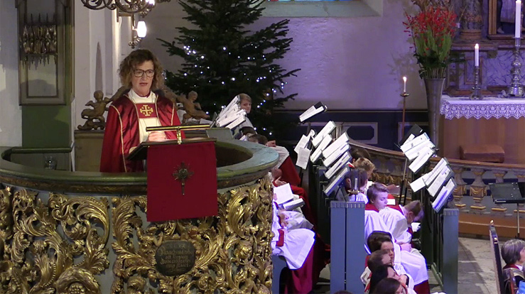 Kari Veiteberg holder sin første preken som Oslos biskop, 17. desember i Oslo domkirke. (Foto: skjermkopi fra direktesendingen til avisen Vårt Land)
