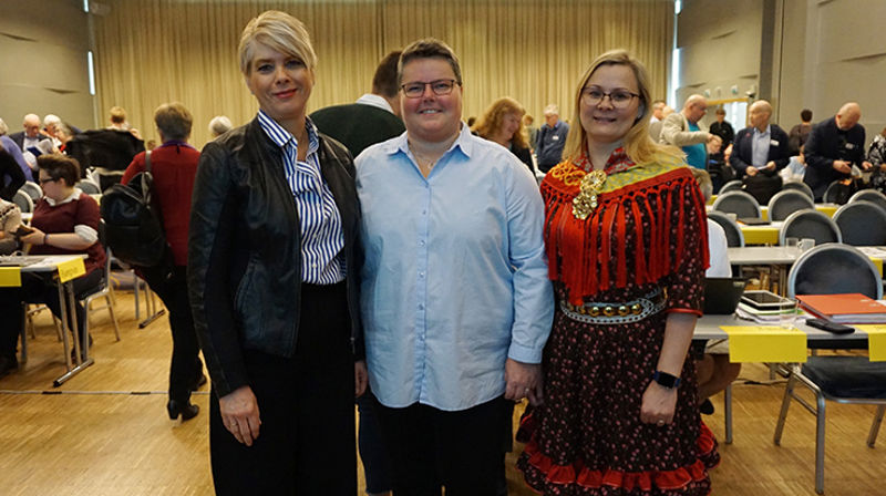 Den norske kirkes nasjonale rådsledere, fra venstre: Kristin Gunleiksrud Raaum - leder av Kirkerådet, Kristine Sandmæl - leder av Mellomkirkelig råd og Sara Ellen Anne Eira - leder av Samisk kirkeråd.