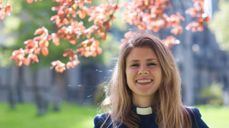 Linda Aune Aurdal, prest i Stjørdal og Værnes kirke, har andakten i NRK denne uken. Foto: Ine Espevik Larsen