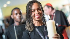 Bønnevandring fra en markering av "Torsdager i svart" i samarbeid mellom Kirkenes verdensråd og den katolske kirke. (Foto: WCC/Albin Hillert)
