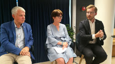 Fra samtale på Olavsfest, fra venstre Dagfinn Høybråten, Berit Hagen Agøy og Sveinung Rotevatn. (Foto: Kirkerådet)