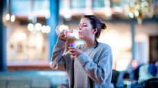 Menighetspedagog i Asker, Bodil Kvangarsnes, en av kirkens mange ansatte. (Foto: Bo Mathisen)