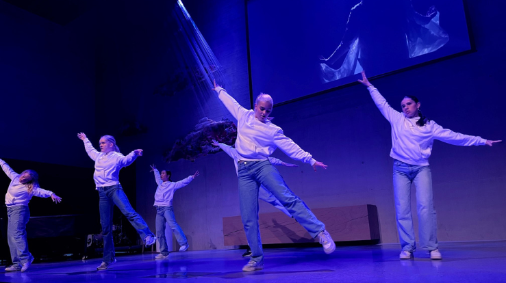 Forestillingen Vingespenn er lett å sette opp i litt ulike former for ungdomsgrupper i menigheter til Global uke.