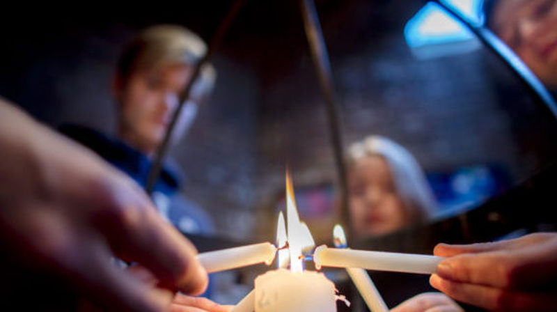 – Ser vi unge mennesker som brenner for noe, syns jeg vi som kirke skal støtte dem, nokså uavhengig av hva de brenner for, sier Knut Tveitereid (illustrasjonsfoto: Bo Mathisen).