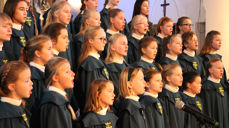 Nidarosdomen sitt jentekor syng under «Salmeboka minutt for minutt». Foto: Vidar Kristensen/Kyrkjerådet