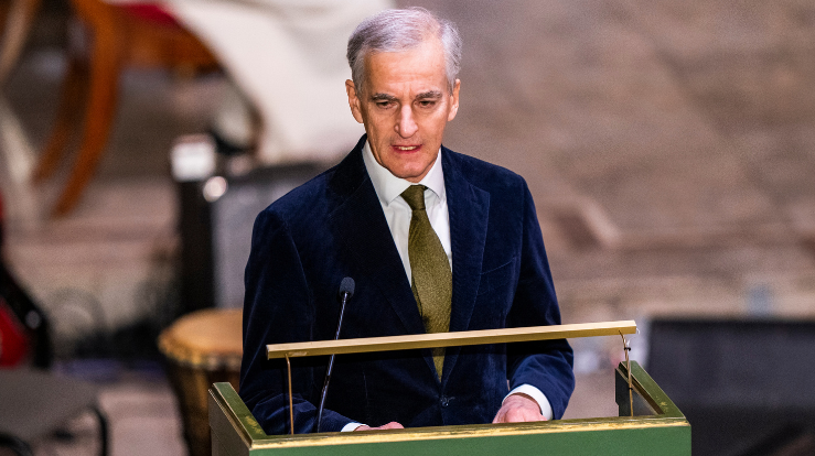 Statsminister Jonas Gahr Støre under takkegudstjeneste for Desmond Tutu i Oslo Domkirke 9. januar 2021. Foto: Håkon Mosvold Larsen / NTB